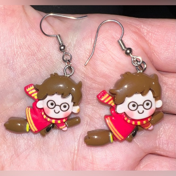 $3 EARRINGS. NEW. $3 WITH ANY $10 ORDER OR MORE STAINLESS STEEL HOOKS - Picture 5 of 16